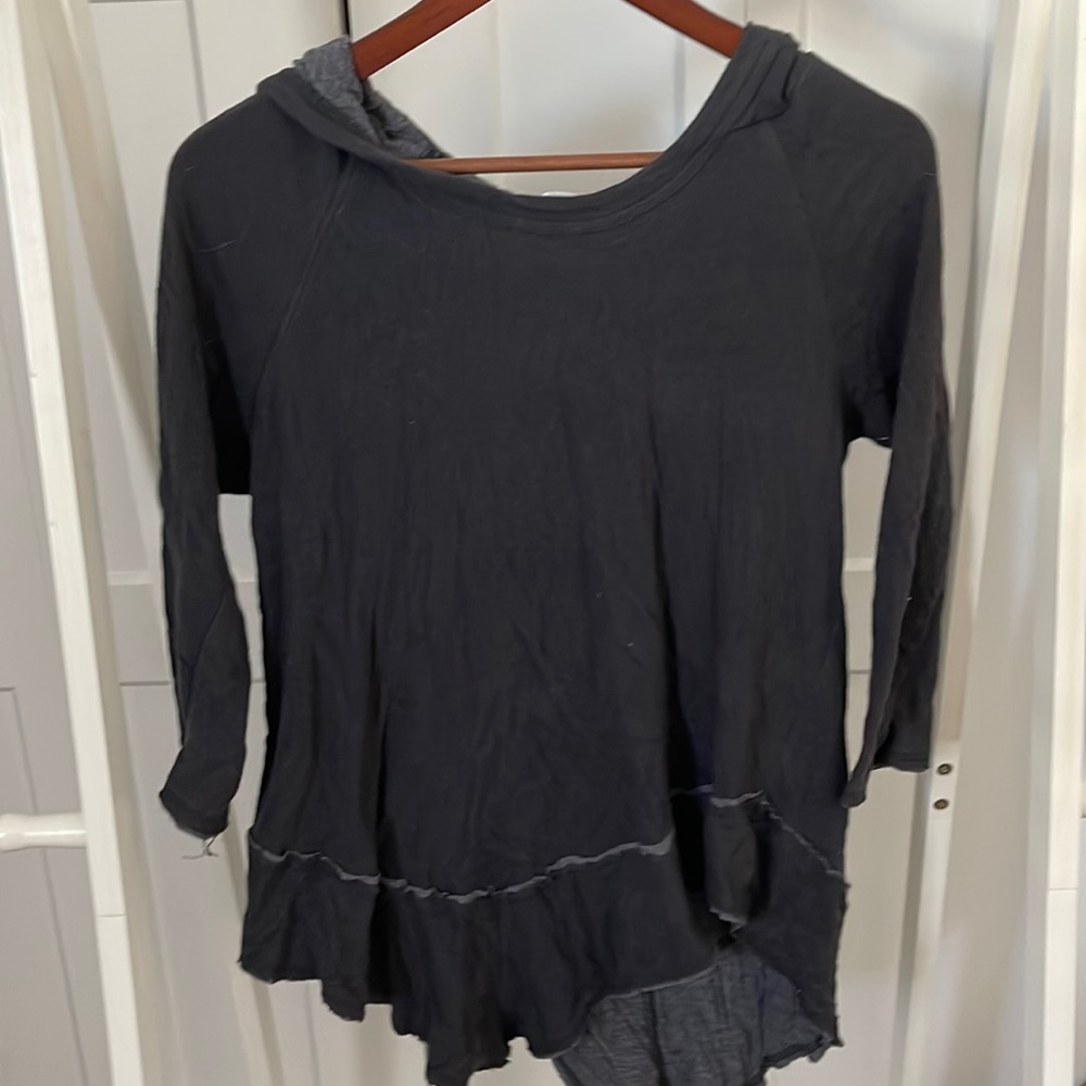 Hooded raw edge sweatshirt